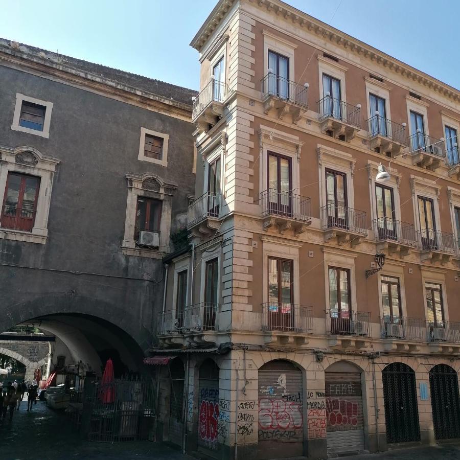 Ferienwohnung A Piscaria Catania Exterior foto